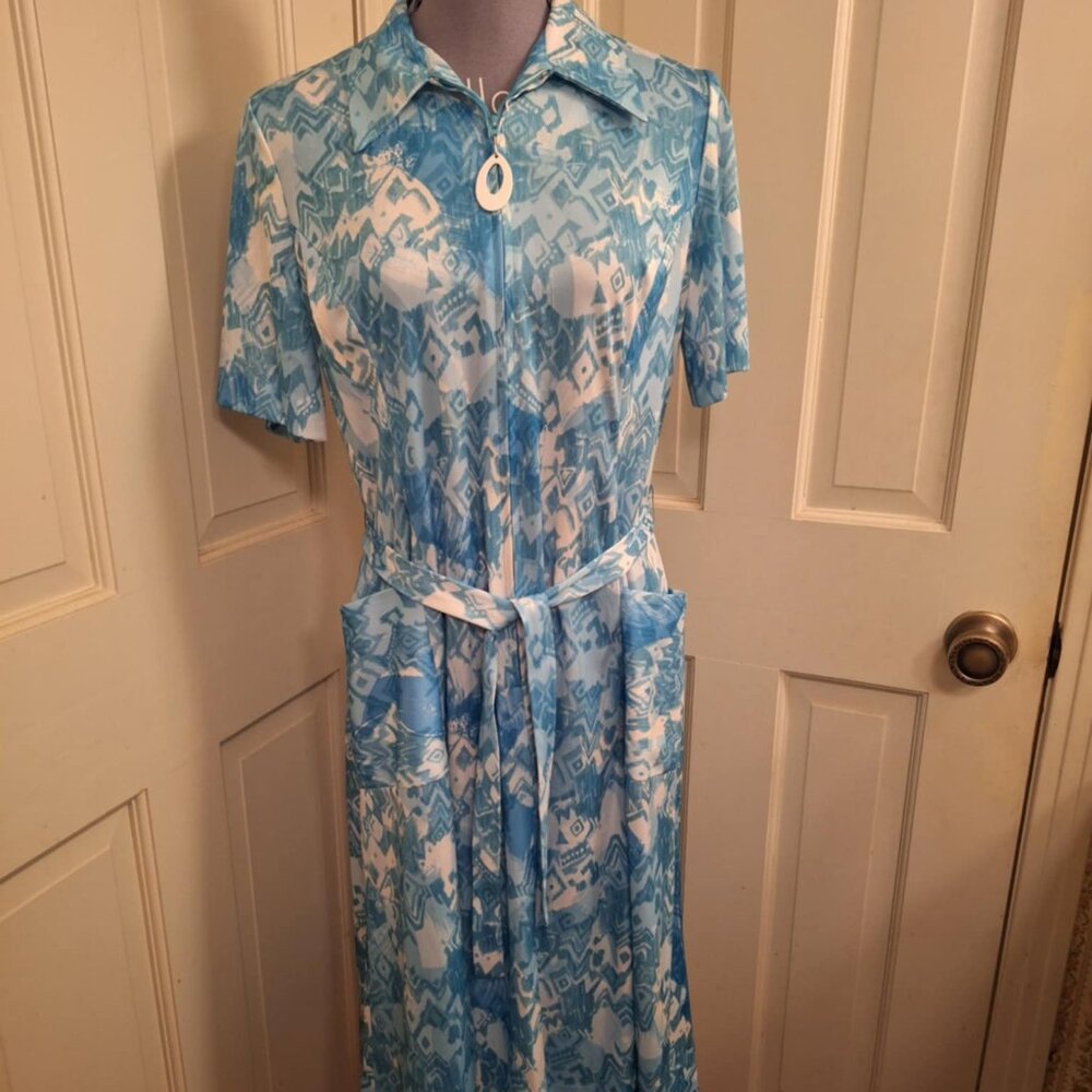 Vintage Tribute Turquoise and White Dress, Size 14 ½